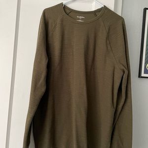 Green lightweight sweater